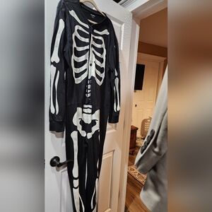 Old Navy Skeleton Onesie, XL, Glow In The Dark,